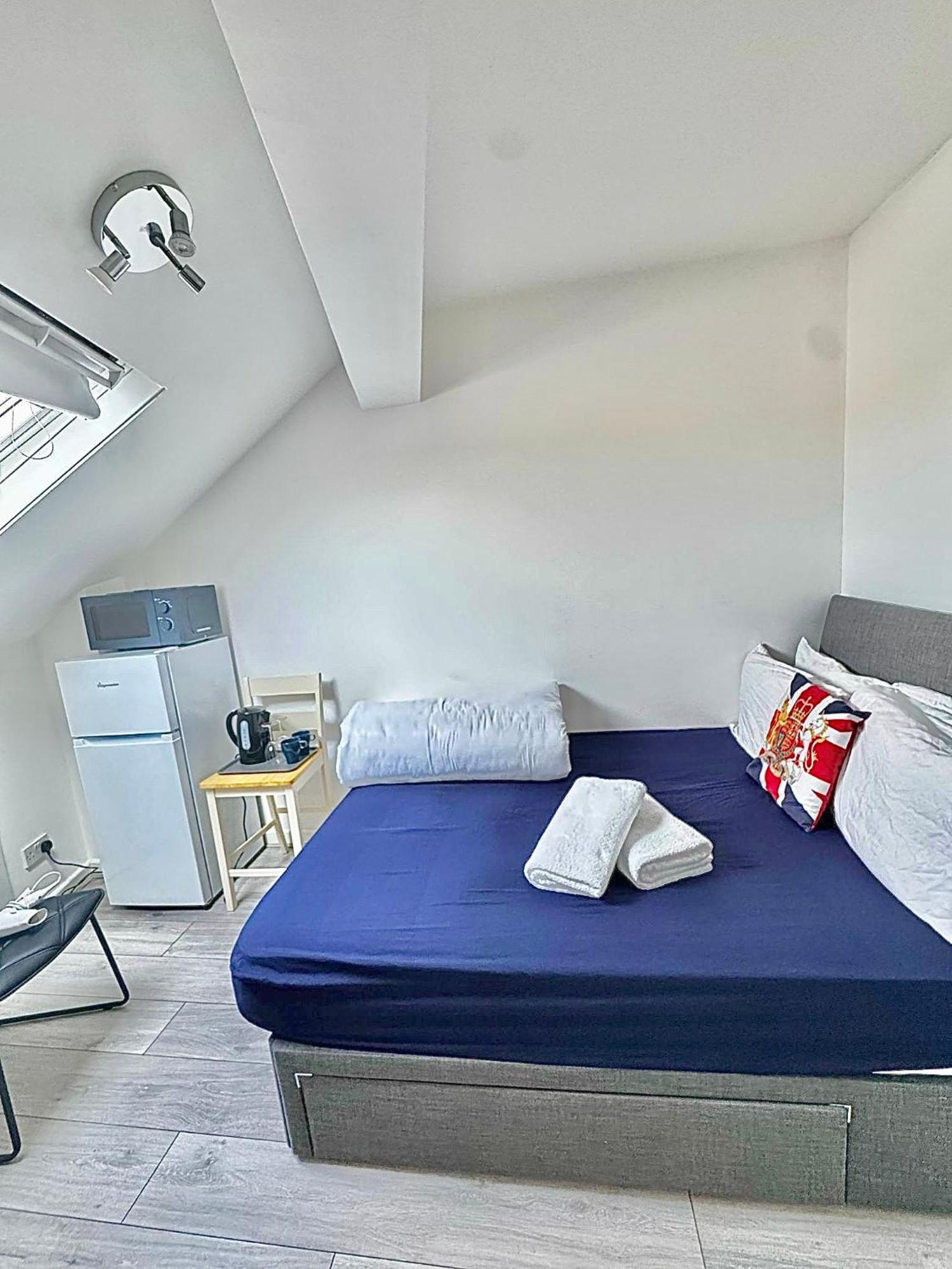 Willesden Guest house London