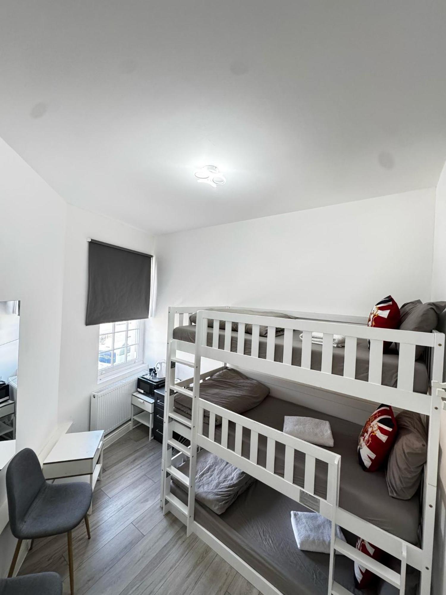 Willesden Guest house *