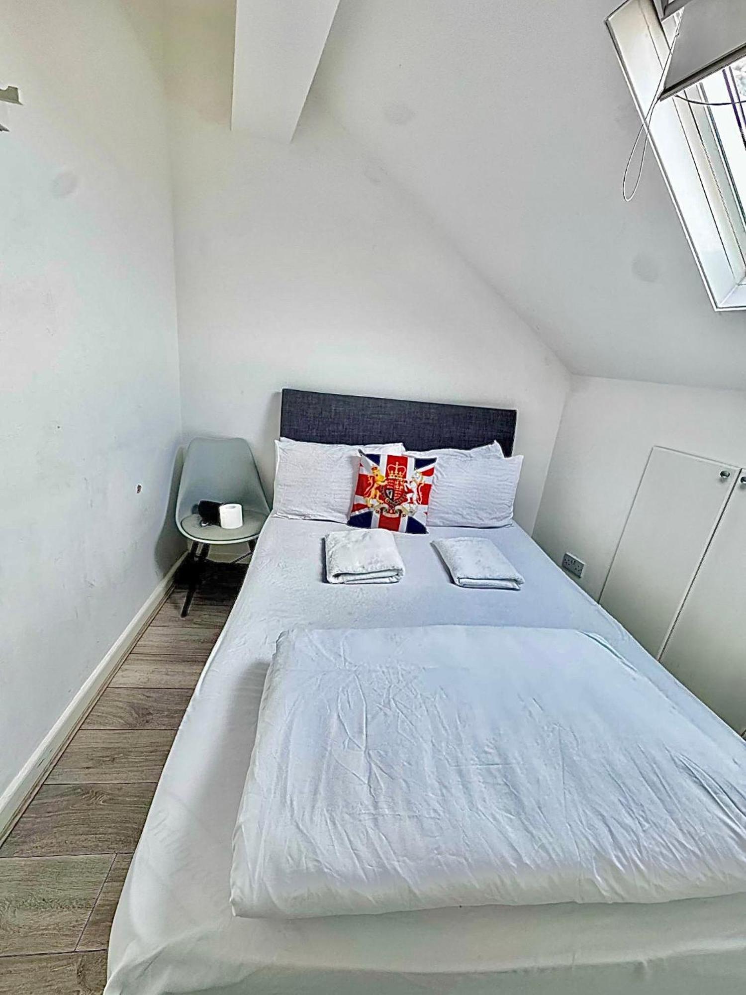 Willesden Guest house London